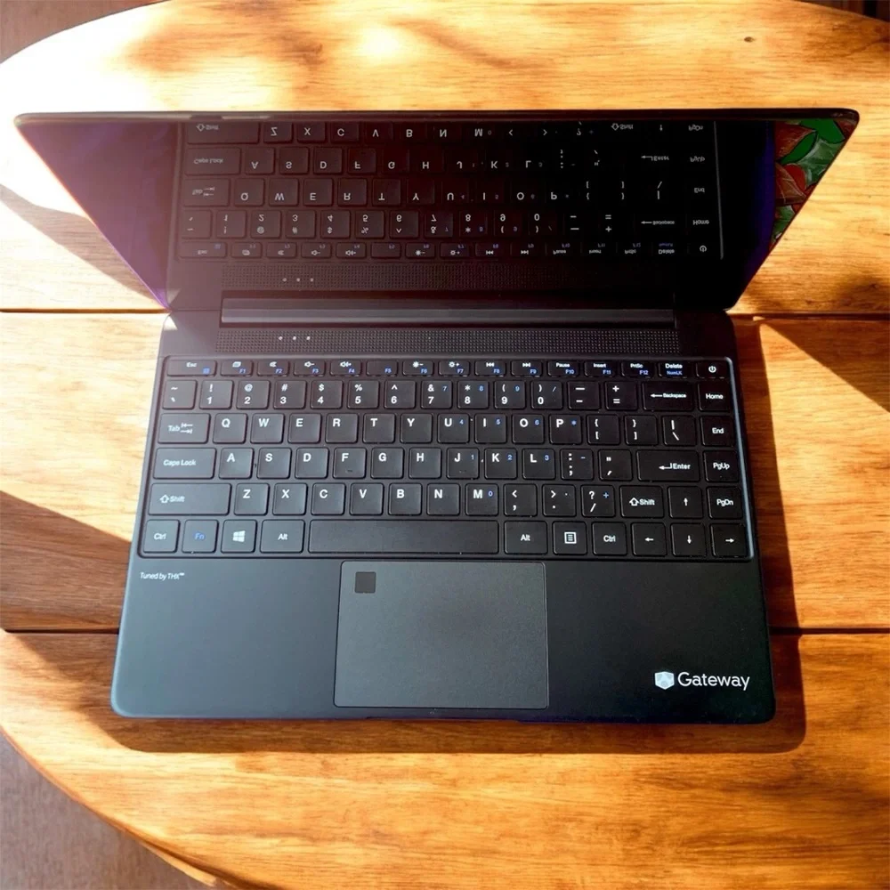 Gateway Laptop FHD 14.1 16 gb Ram 500gb Intel i5 Intel 11th Gen with Windows 11
